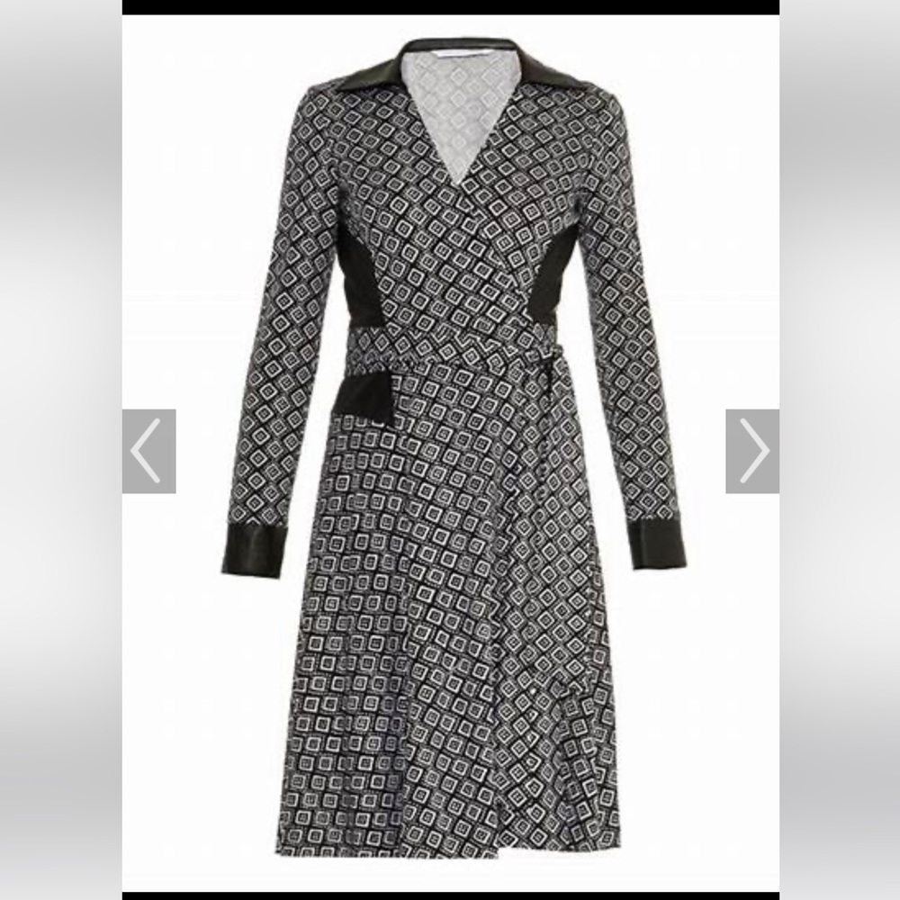 NWT, Iconic Diane Von Furstenberg wrap dress, size 12.  “Rosie” design.